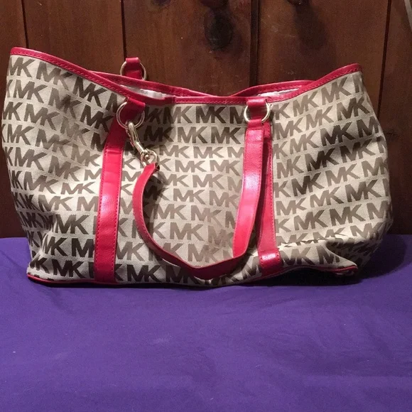 Michael Kors Cream and Red Tote with Elegant Design - Picture 1 of 16